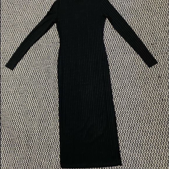 Neck Plain Black Maxi Dress 